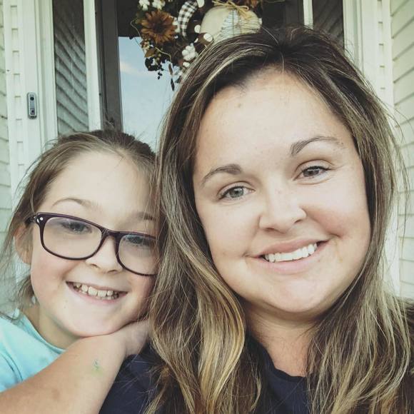 Meet your Posher, Amanda - Picture 1 of 1